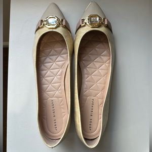 Pointed toe flats with gemstone